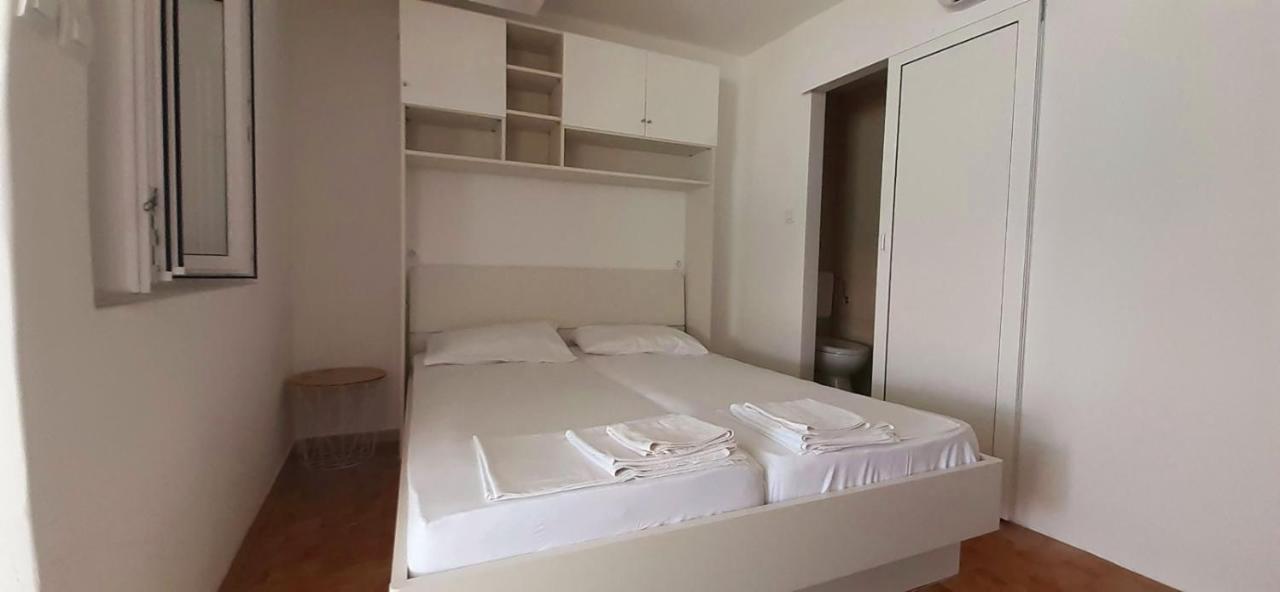 Rooms By The Sea Sladjenovici, Dubrovnik - 2161 Slano Eksteriør billede